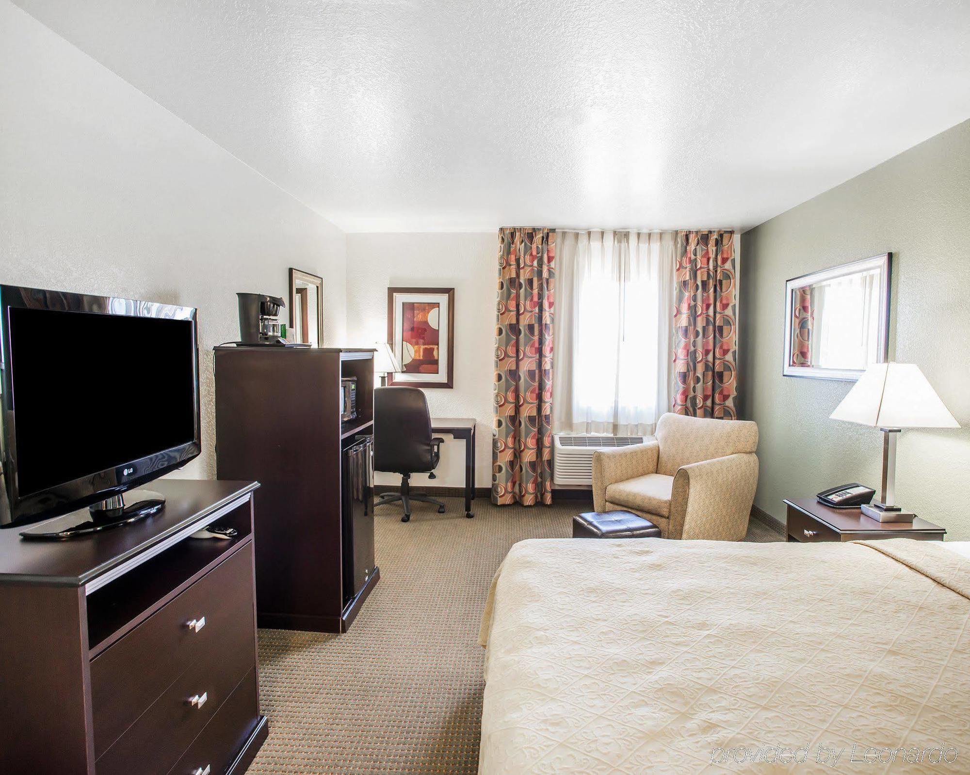 Quality Inn & Suites Denver International Airport Exteriér fotografie
