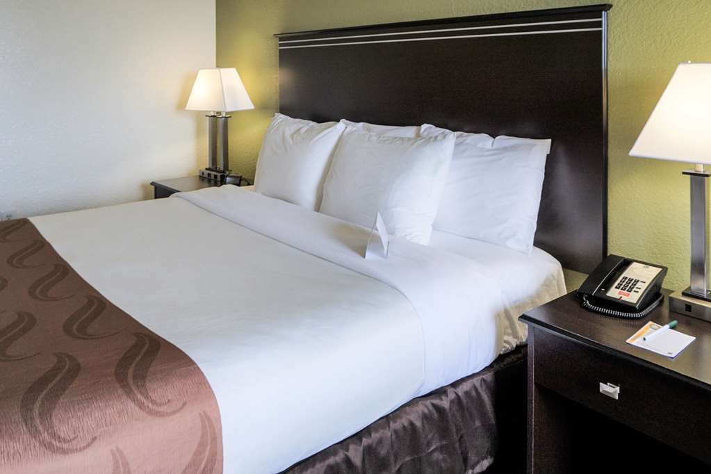 Quality Inn & Suites Denver International Airport Pokoj fotografie